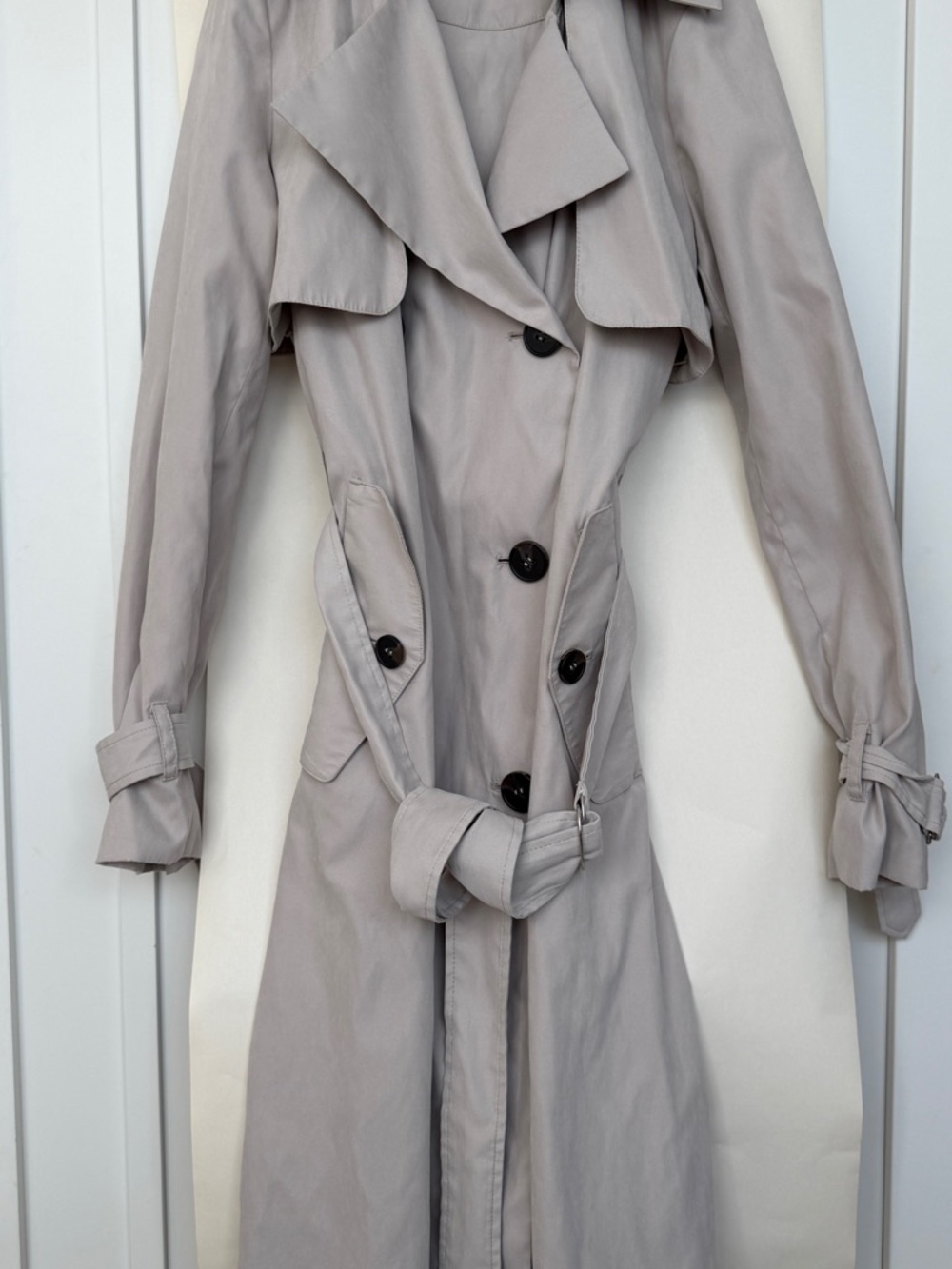 BCBGeneration Light Beige Double-Breasted Trench Coat